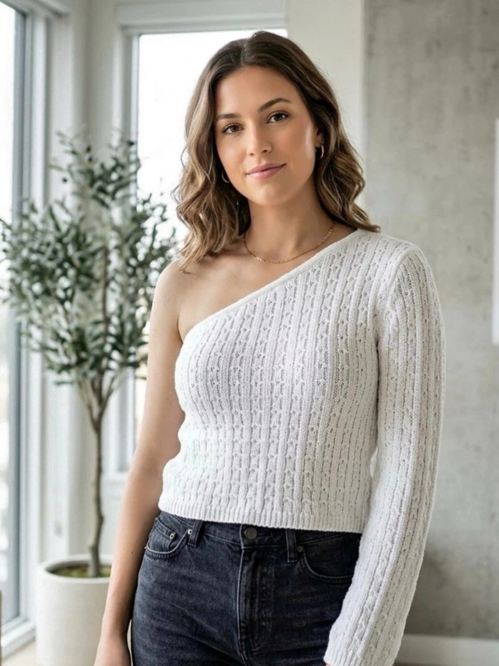 Gilly Hicks One-Shoulder Knit Sweater in White Size Small